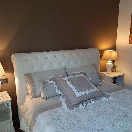 B&B Le Lanterne กาซาล ปาล็อกโก ภายนอก รูปภาพ