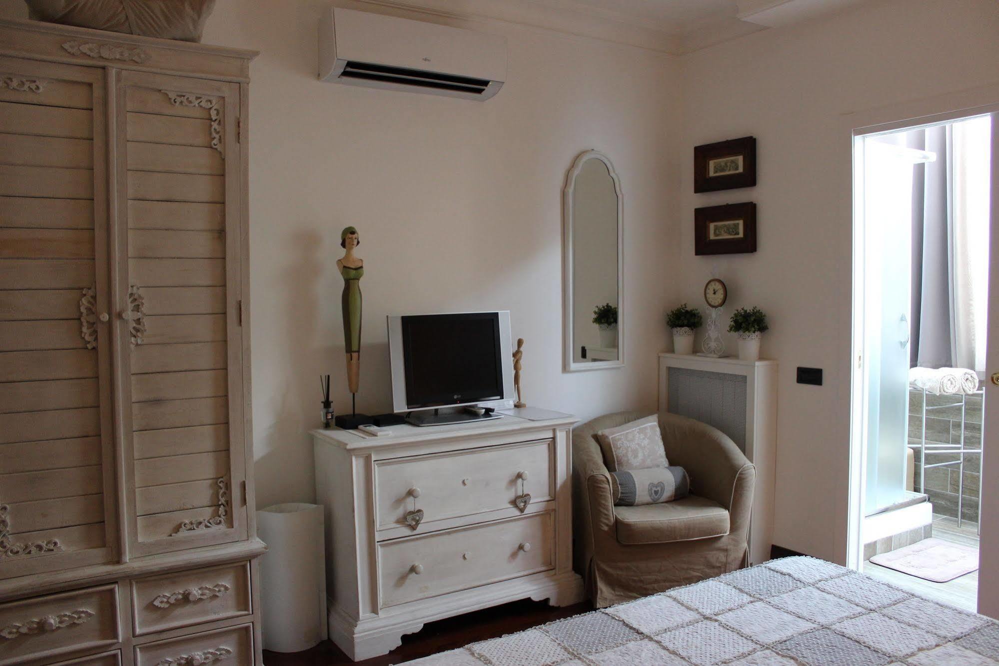 B&B Le Lanterne กาซาล ปาล็อกโก ภายนอก รูปภาพ